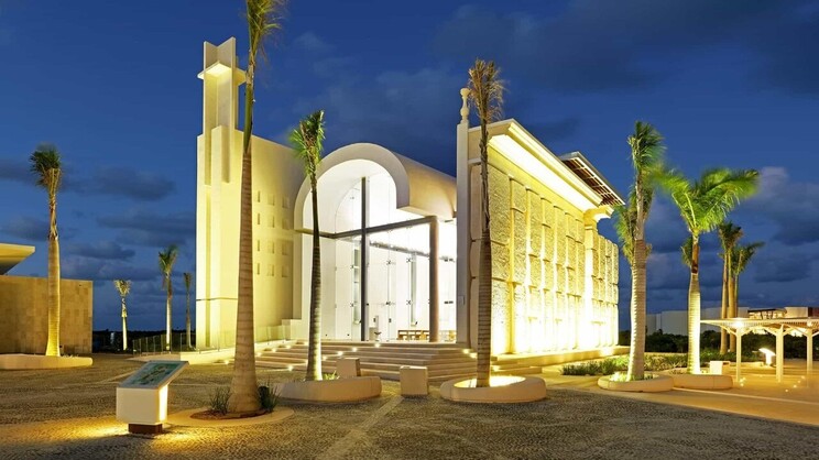 Family Selection at Grand Palladium Select Costa Mujeres